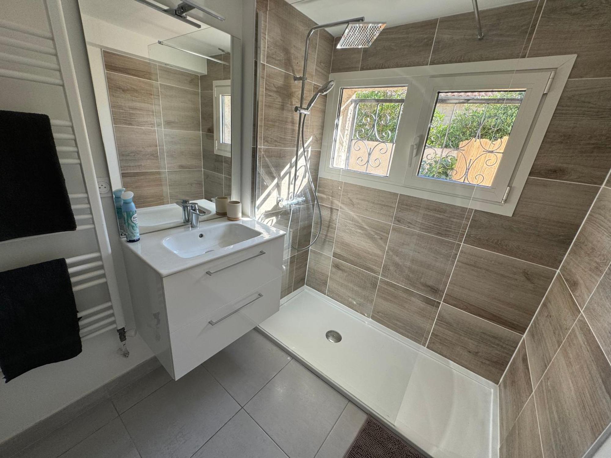 Nouveau Appartement Perols Renove En 2024 Buitenkant foto